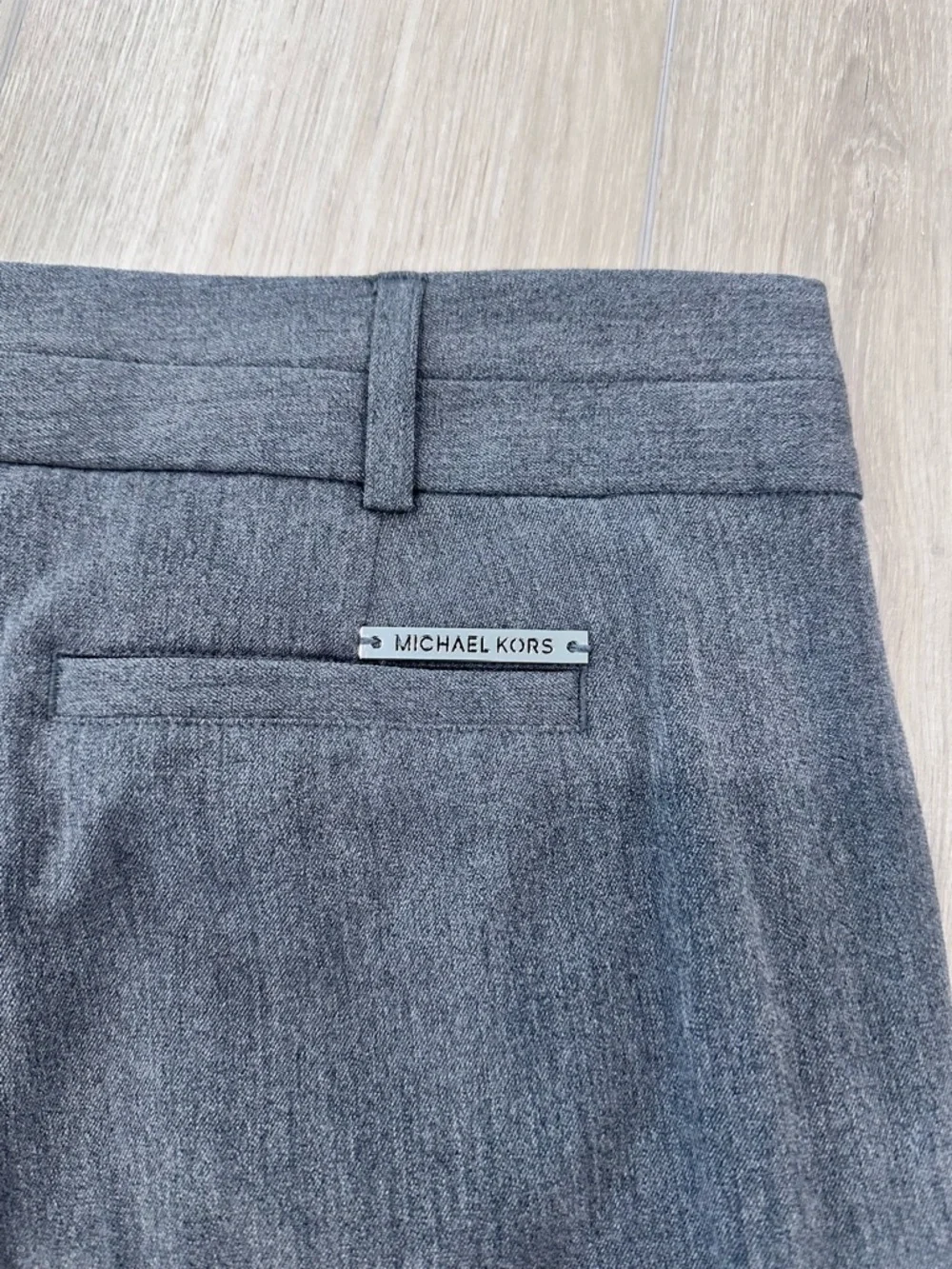 NWT MICHAEL Michael Kors Derby straight leg dress pants grey size 6